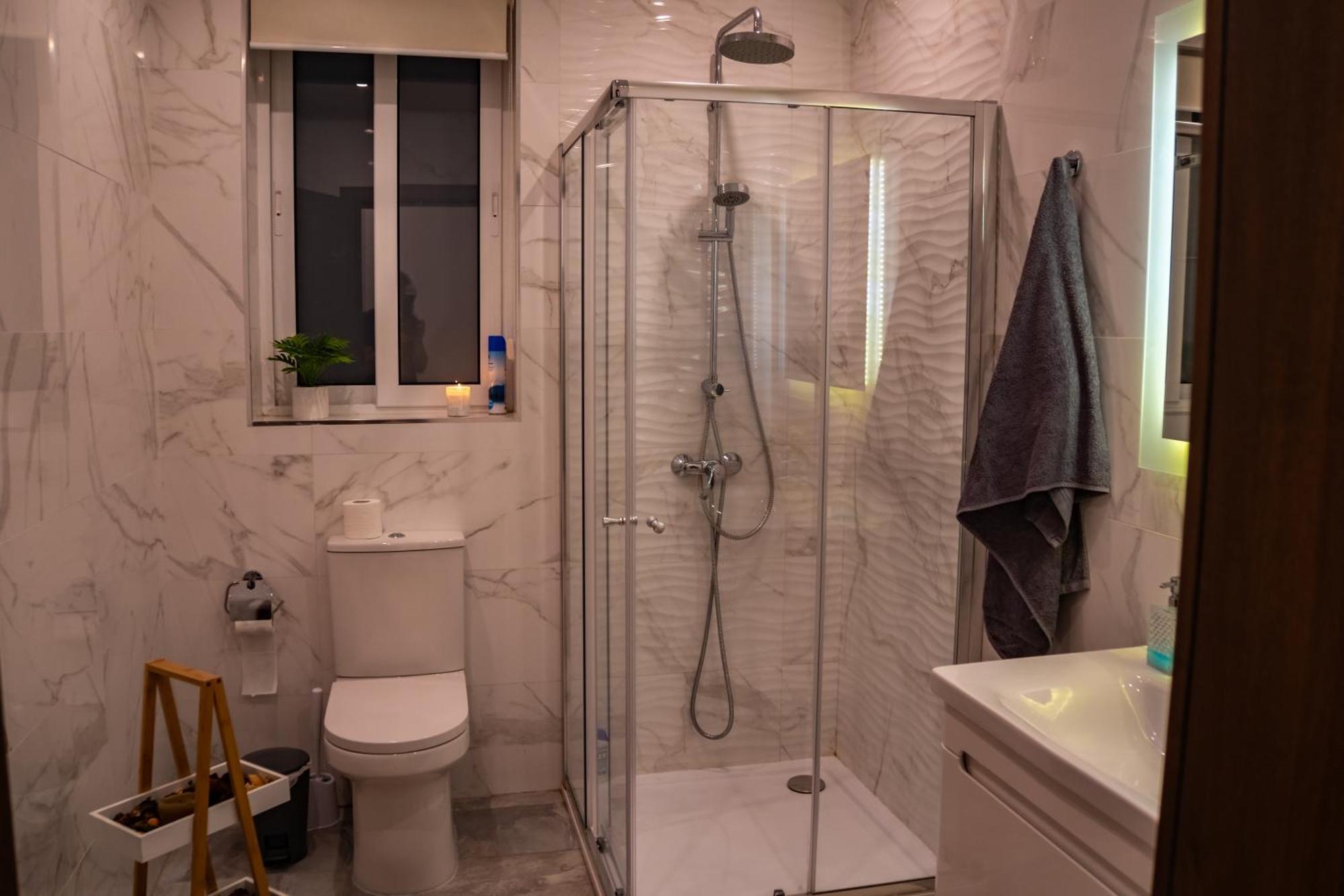 Designer 3 Bedroom And 3 Bathroom Apartment In Swatar Біркіркара Екстер'єр фото